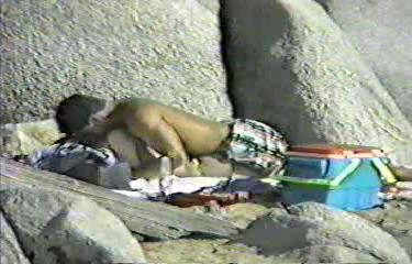 Couple fucking at the beach