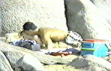 Couple fucking at the beach